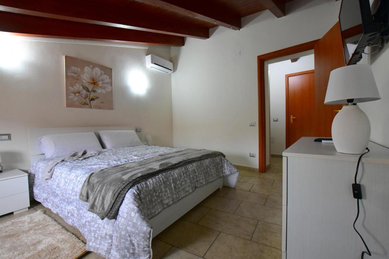B&B La Genuina Guspini Εξωτερικό φωτογραφία